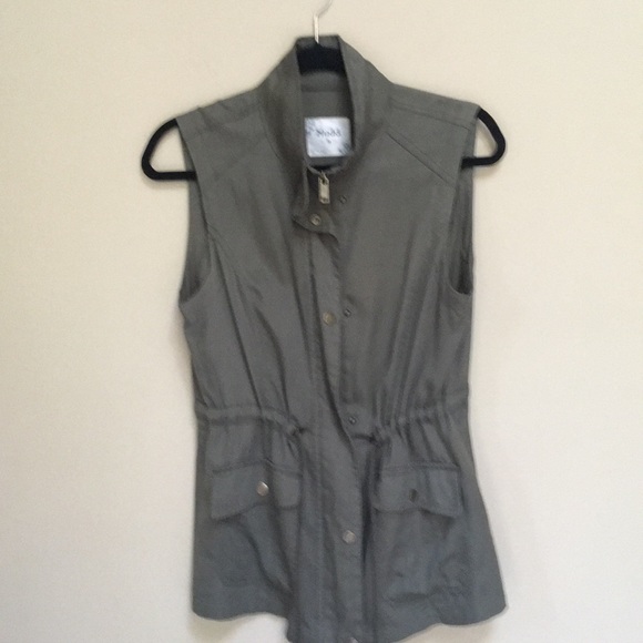Khaki Green Zippered Vest   Size M - Picture 3 of 6